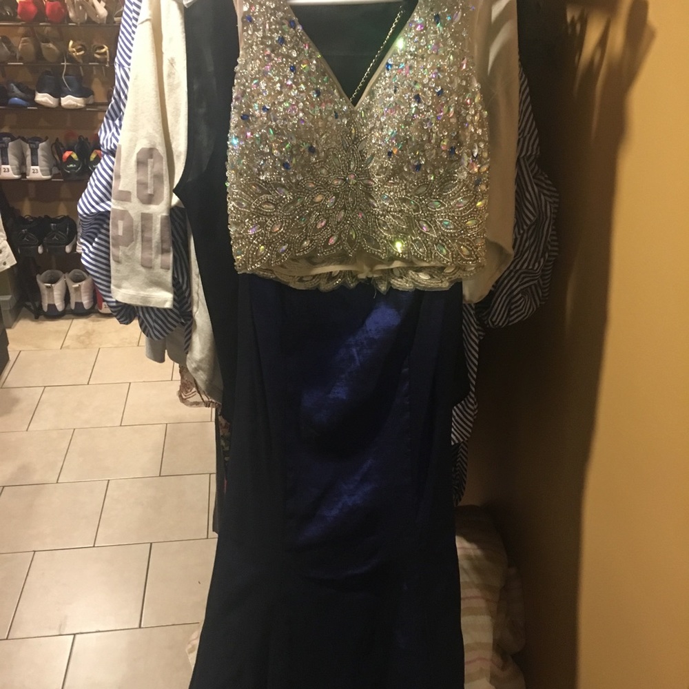 Prom Dress - Picture 3 of 4